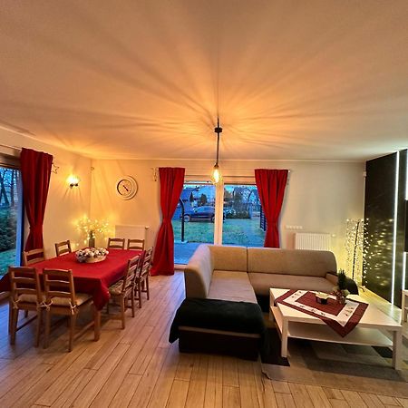 Domowy Zakatek Villa Tuchom Екстериор снимка