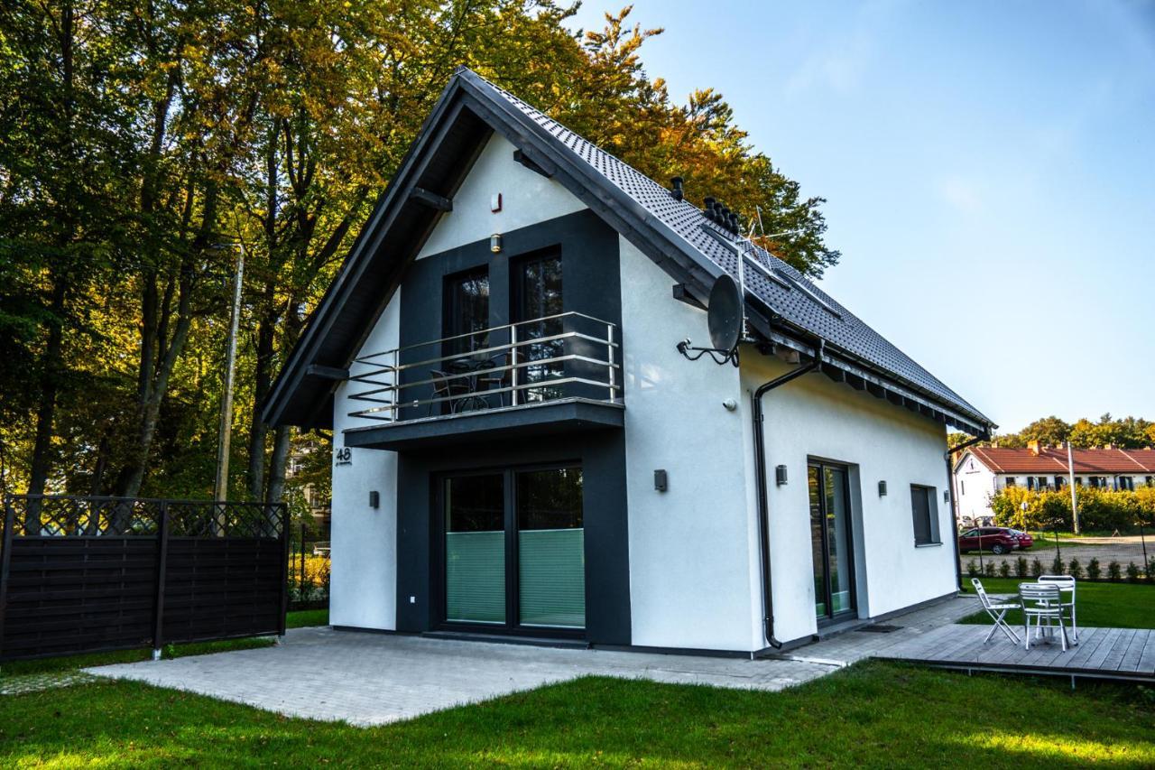 Domowy Zakatek Villa Tuchom Екстериор снимка